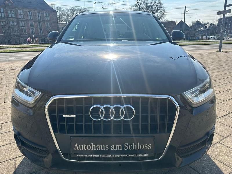 Gebraucht Audi Q3 Sport 177 PS (130 kW) 2012 Schwarz SUV