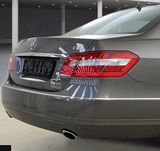 Gebraucht Mercedes E350 Avantgarde 292 PS (214 kW) 2010 Indiumgrau  metalliclack Limousine