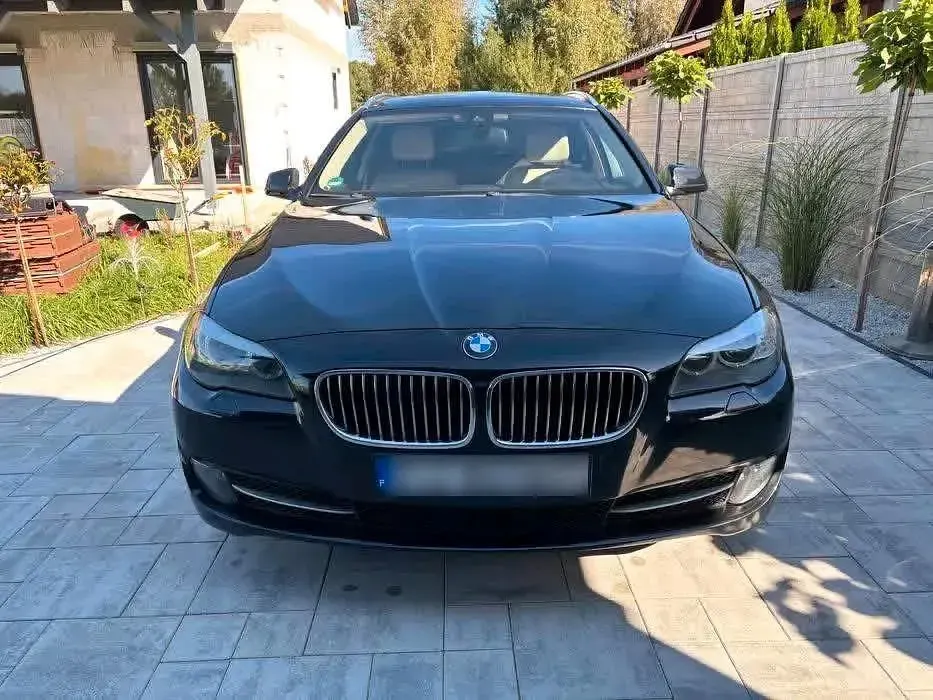 Gebraucht BMW 520 2012 Schwarz Kombi