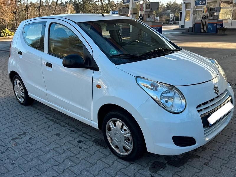 Gebraucht Suzuki Alto 50 PS (36 kW) 2011 Weiß Kleinwagen