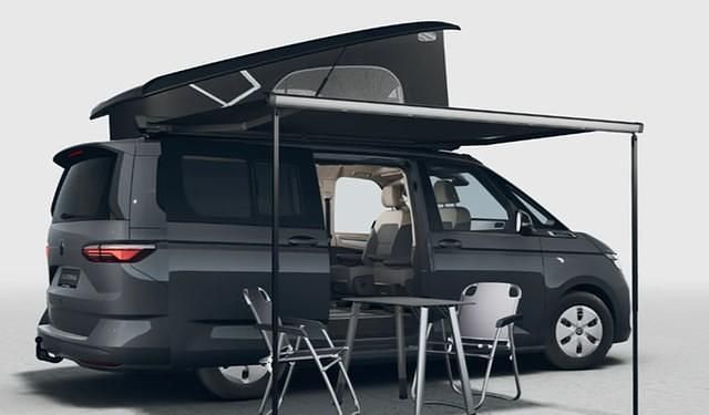 Neu VW California Beach 150 PS (110 kW) 2025 Pure grey Van