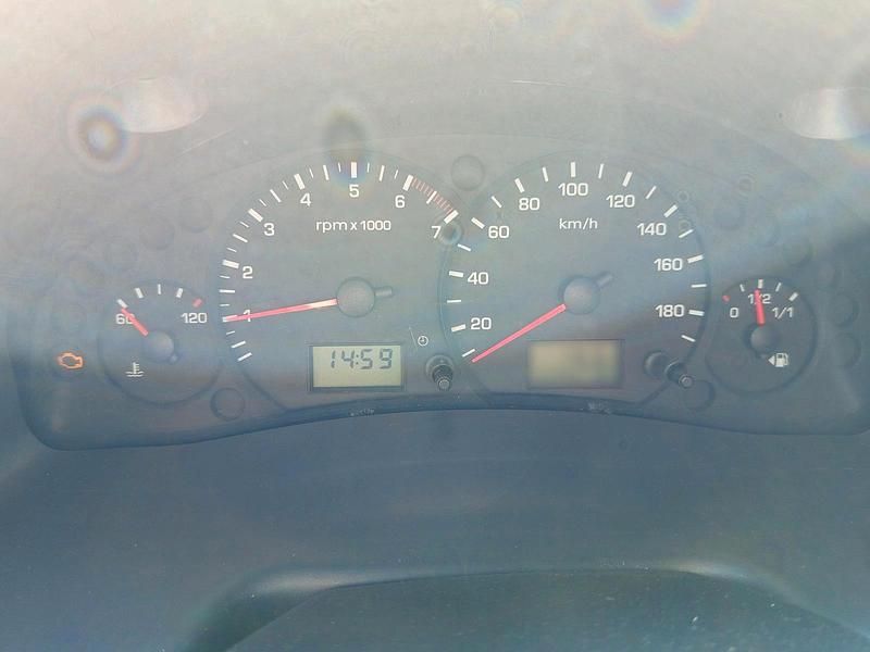 Gebraucht Ford Transit 146 PS (107 kW) 2005 Gelb Van / Kleinbus