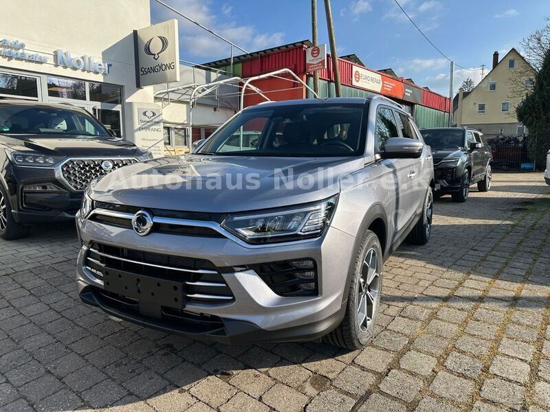 Silber Neu 2025 Ssangyong Korando SUV | 31.800 € - Bild 1/4