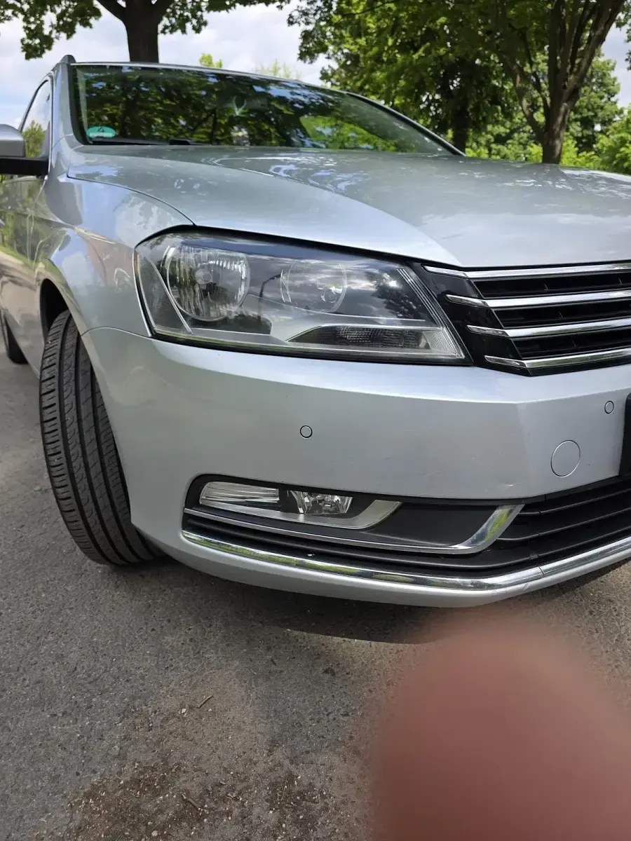 Gebraucht VW Passat 140 PS (102 kW) 2012 Silber Kombi