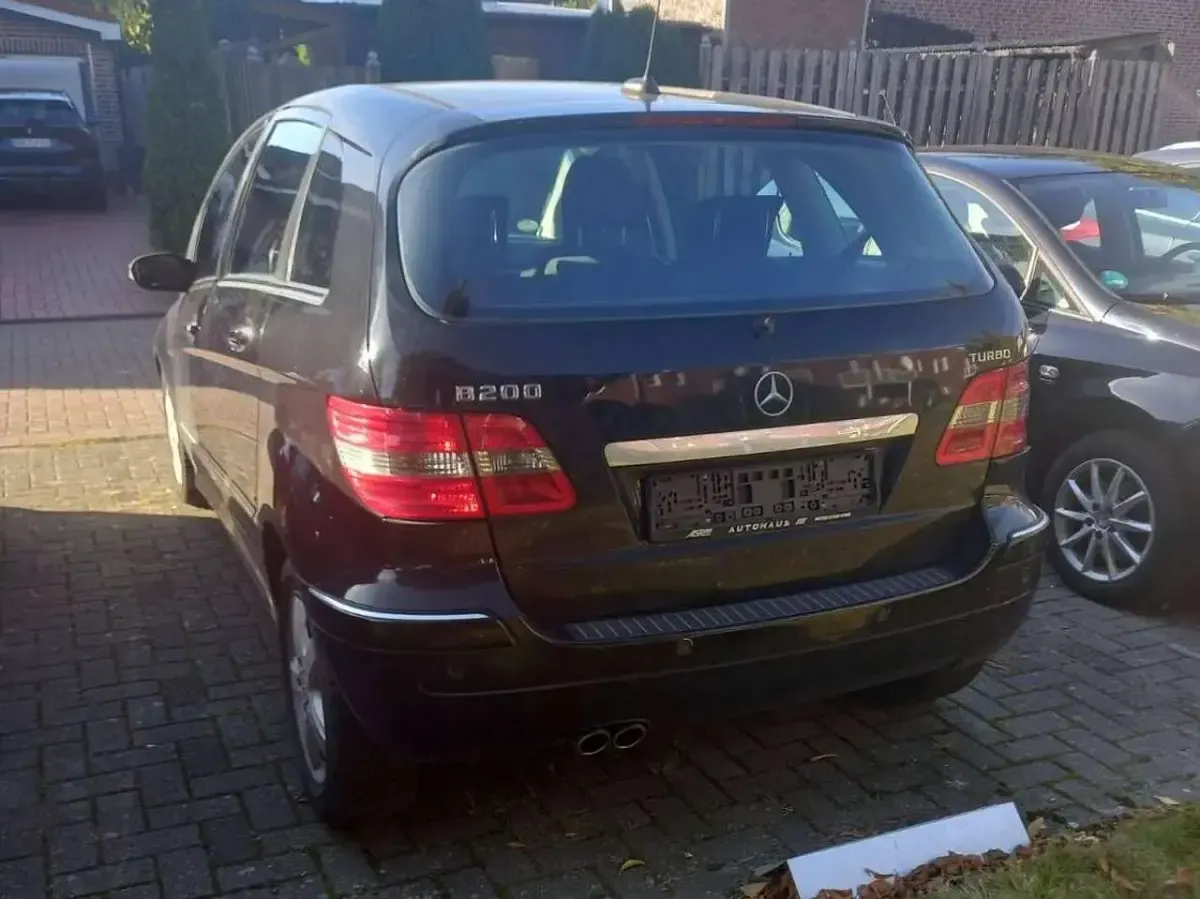 Gebraucht Mercedes E200 193 PS (141 kW) 2005 Schwarz Kombi