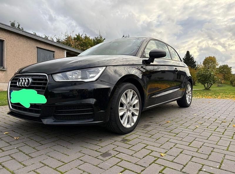 Gebraucht Audi A1 90 PS (66 kW) 2015 Schwarz Kleinwagen
