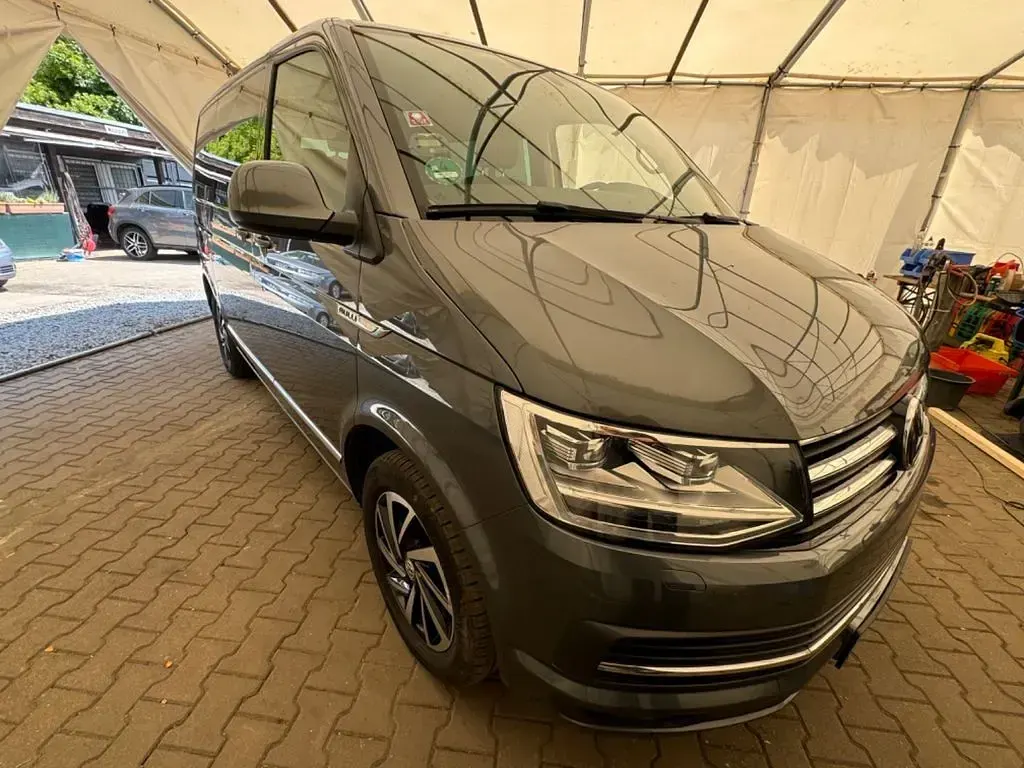 Gebraucht VW Multivan Join 150 PS (110 kW) 2019 Grau Van / Kleinbus