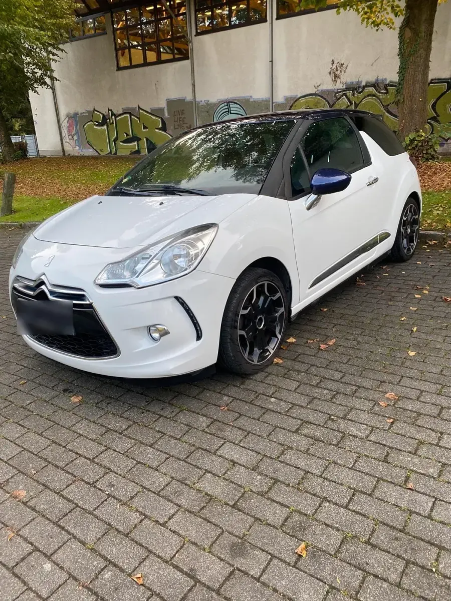 Gebraucht Citroën DS3 Sport Chic 156 PS (114 kW) 2013 Weiß Kleinwagen