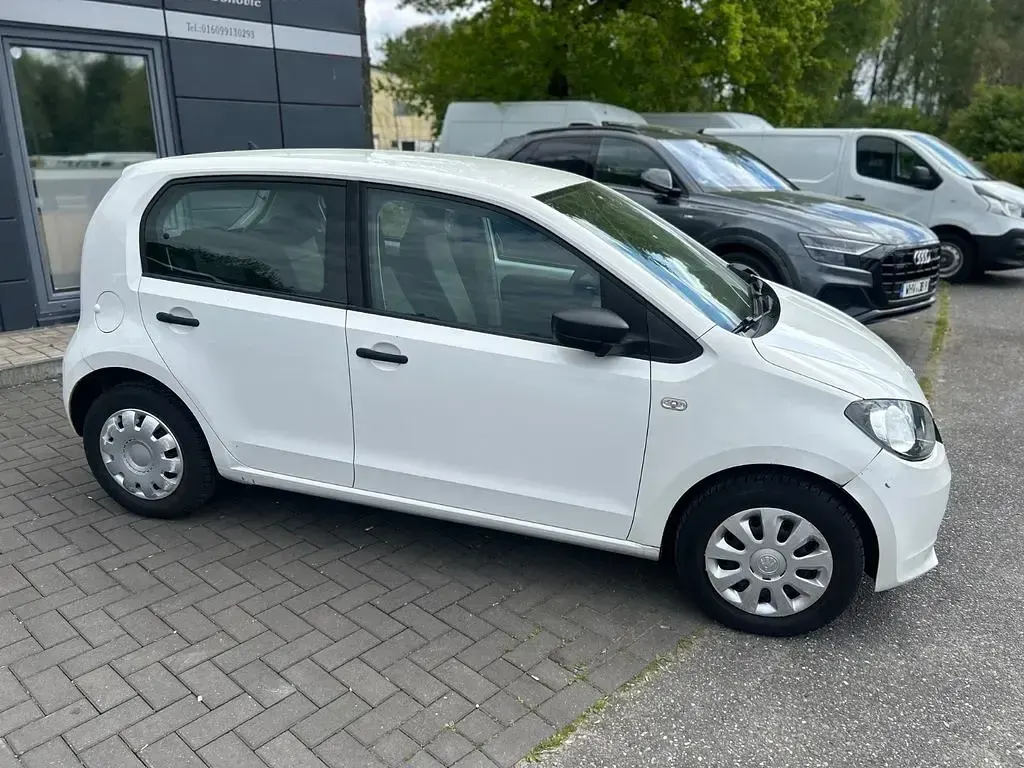 Używany Skoda Citigo Active 60 KM (44 kW) 2012 Biały Hatchback