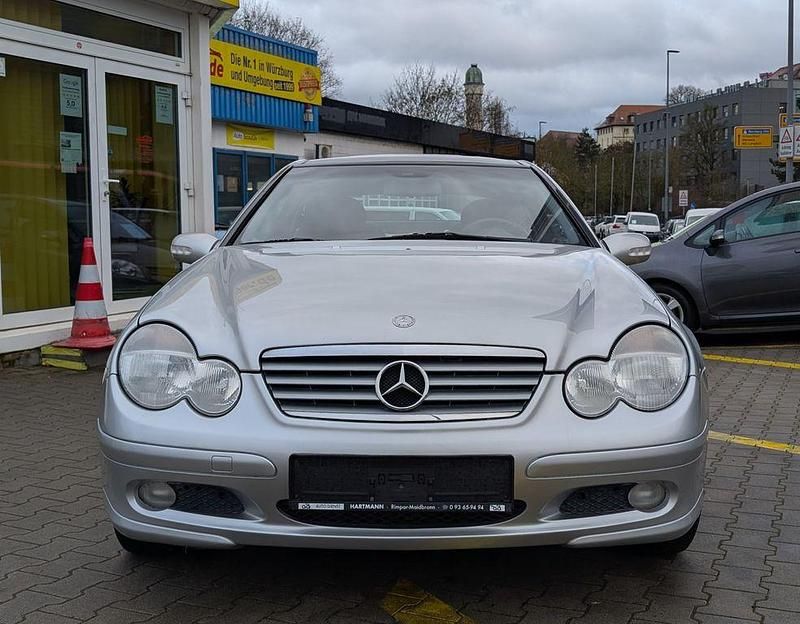 Gebraucht Mercedes CL180 129 PS (94 kW) 2002 Silber Coupé