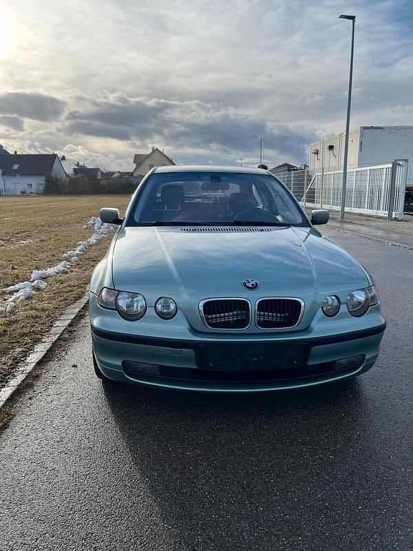 Gebraucht BMW 316 Compact Performance 116 PS (85 kW) 2002 Silber Kleinwagen