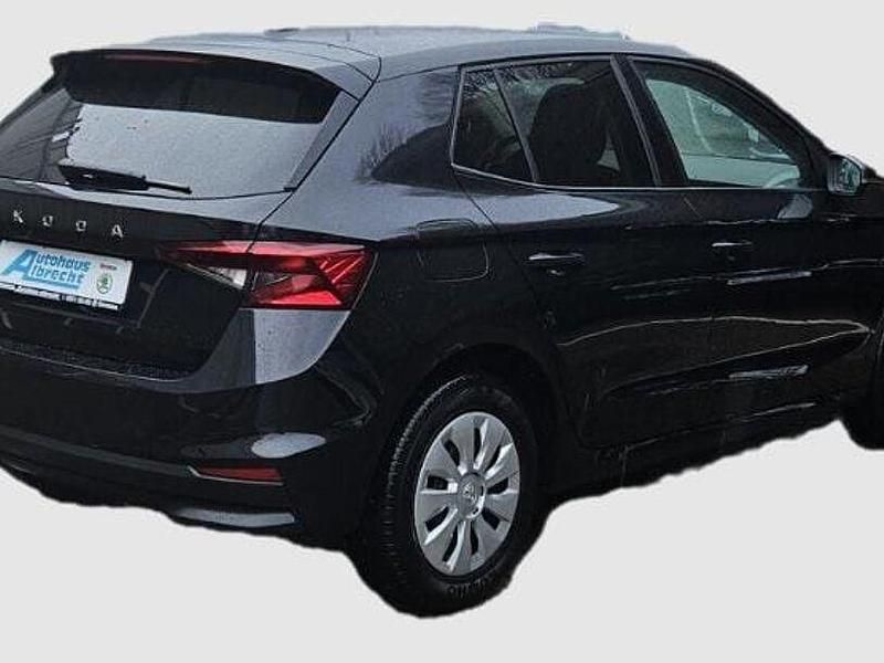 Gebraucht Skoda Fabia Active 80 PS (58 kW) 2021 Schwarzmagic perleffekt (metallic) Kleinwagen