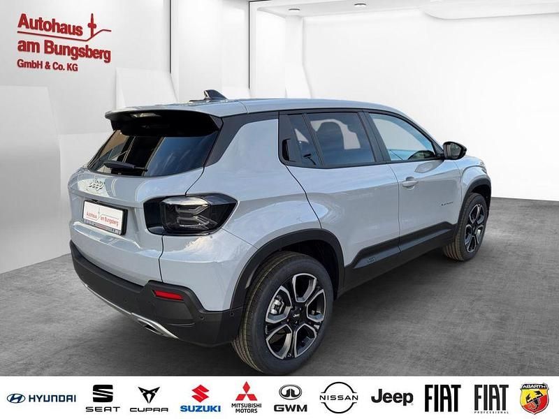 Neu Jeep Avenger Summit 110 PS (80 kW) 2026 Grau SUV