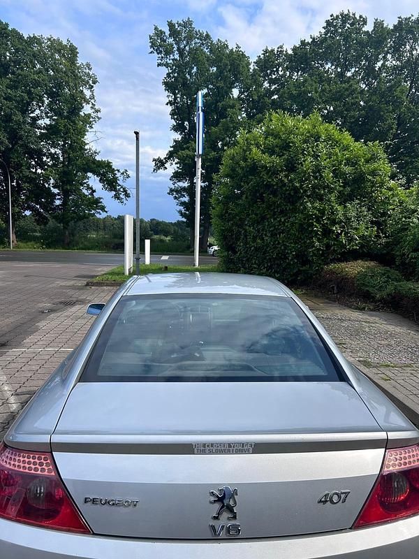 Gebraucht Peugeot 407 Coupe 204 PS (150 kW) 2006 Silber Coupé