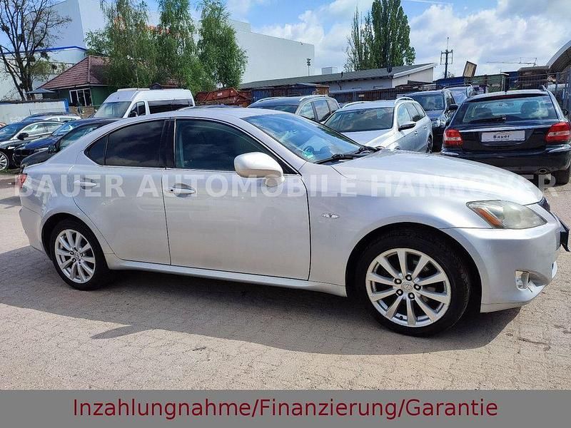 Gebraucht Lexus IS220 Luxury Line 177 PS (130 kW) 2007 Silber Limousine