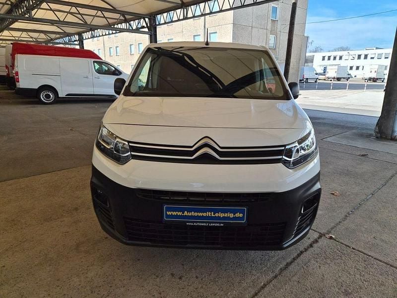 Gebraucht Citroën Berlingo 110 PS (80 kW) 2022 Weiß Van / Kleinbus