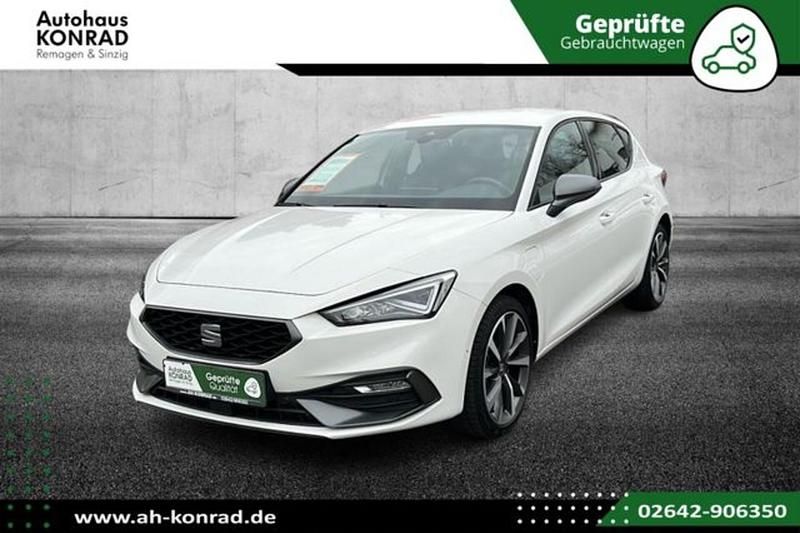 Gebraucht Seat Leon FR 150 PS (110 kW) 2021 Weiß Limousine