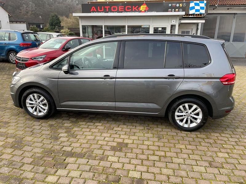 Gebraucht VW Touran 110 PS (80 kW) 2016 Grau Van / Kleinbus
