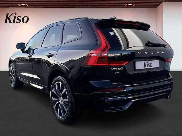 Gebraucht Volvo XC60 145 PS (106 kW) 2024 SUV