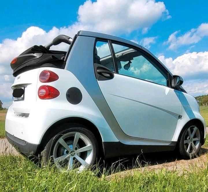 Weiß Gebraucht 2008 Smart ForTwo Cabrio Passion Cabrio | 3.500 € (Fairer Preis) - Bild 1/4