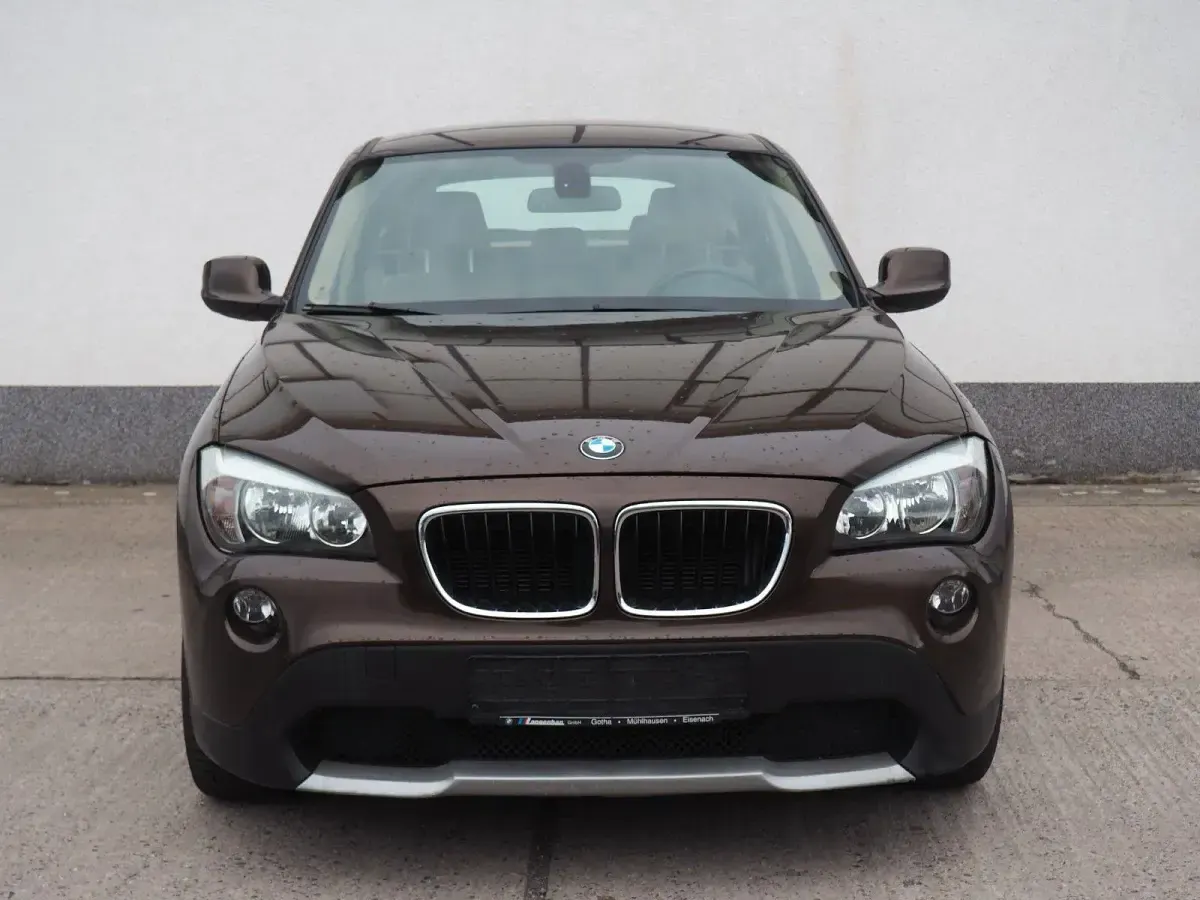 Gebraucht BMW X1 150 PS (110 kW) 2010 Braun SUV