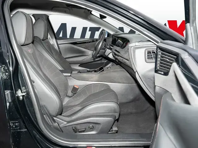 Gebraucht DS Automobiles DS4 Performance Line Plus 131 PS (96 kW) 2023 Schwarz SUV