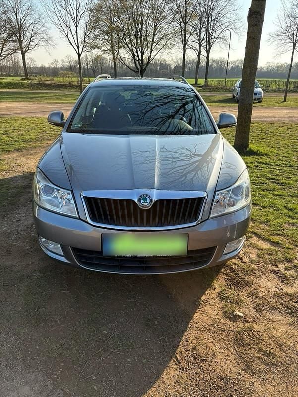 Gebraucht Skoda Octavia 105 PS (77 kW) 2013 Silber Kombi