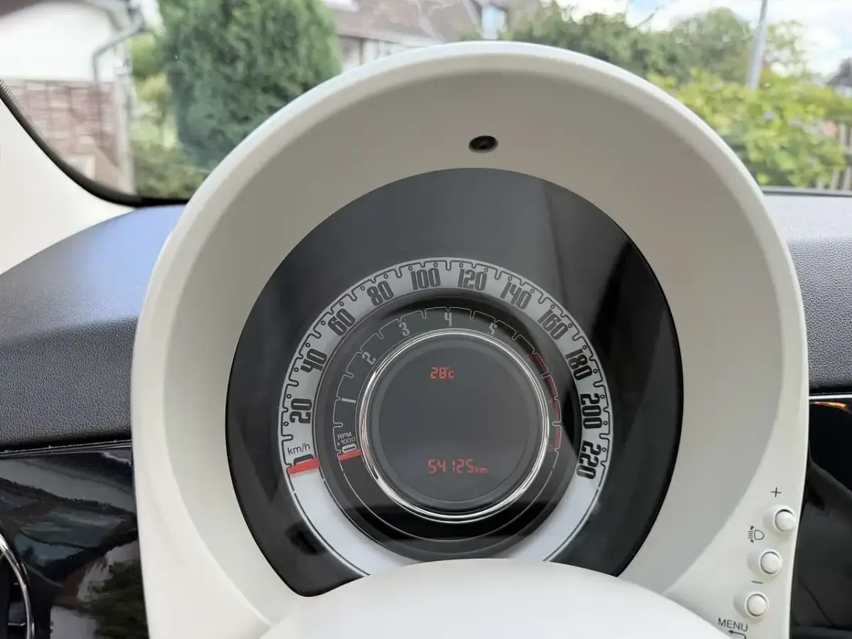 Gebraucht Fiat 500 Lounge 69 PS (50 kW) 2018 Schwarz Cabrio