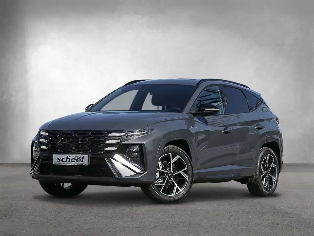 Neu Hyundai Tucson N Line 150 PS (110 kW) 2025 Ecotronic gray SUV