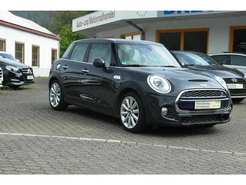 Grau Gebraucht 2016 Mini Cooper SD Kleinwagen | 16.880 € (Fairer Preis) - Bild 1/4