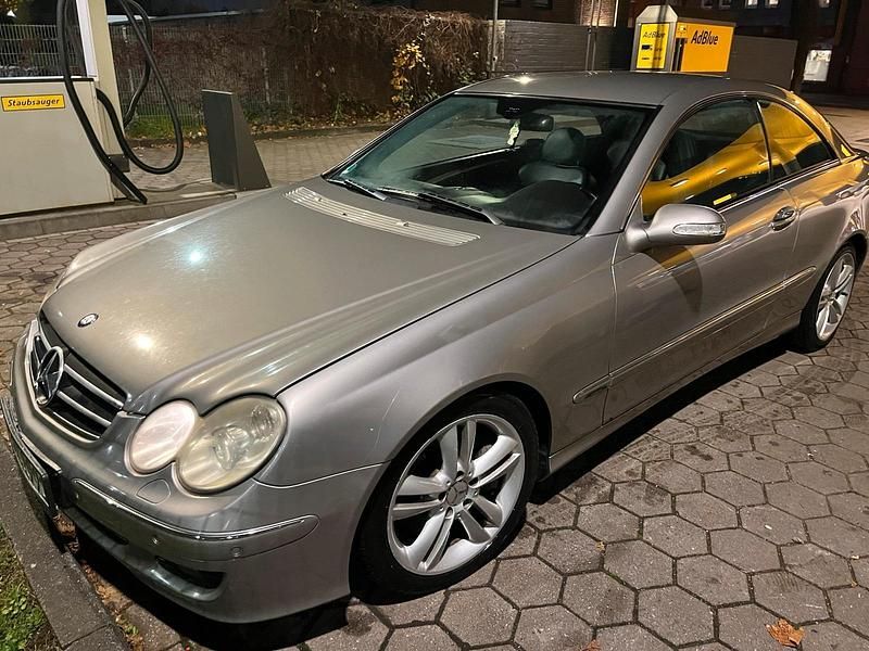 Beige Gebraucht 2005 Mercedes CLK350 Cabrio | 8.000 € - Bild 1/4