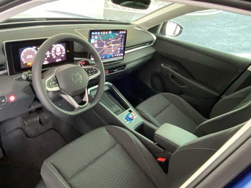 Neu VW T-Roc Life 150 PS (110 kW) 2026 Celestial blue metallic SUV