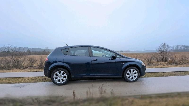 Gebraucht Seat Leon 125 PS (91 kW) 2008 Blau Kleinwagen