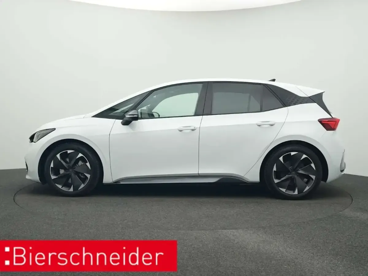 Usata Cupra Born 169 kW (231 CV) 2025 Bianco Utilitaria
