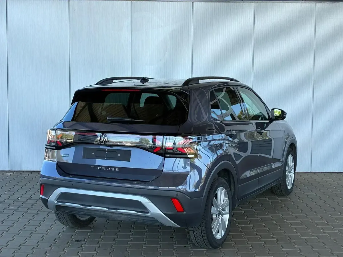 Gebraucht VW T-Cross Life 116 PS (85 kW) 2025 Rauchgrau metallic SUV