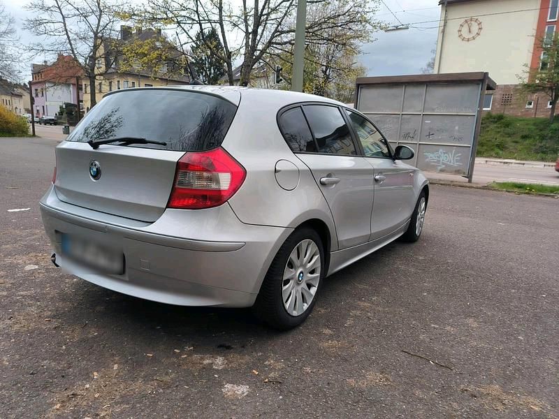 Gebraucht BMW 120 150 PS (110 kW) 2006 Grau Kleinwagen