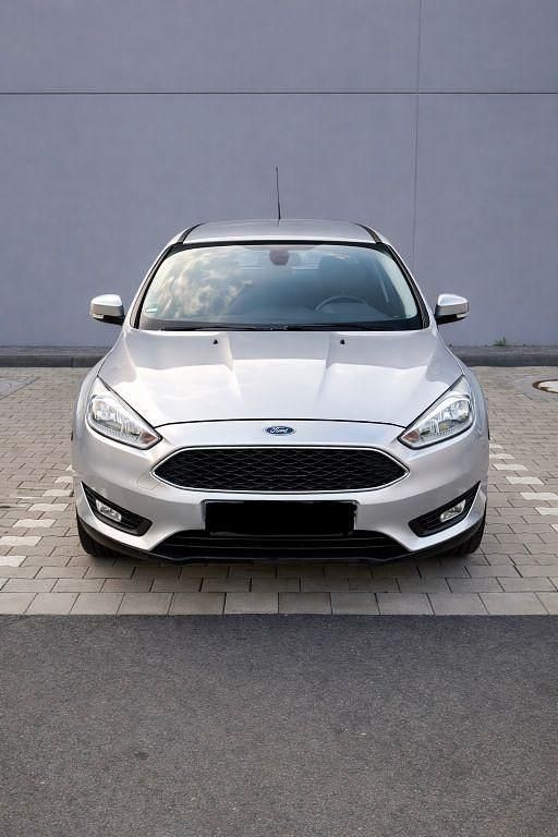 Usata Ford Focus 120 CV (88 kW) 2015 Argento Station wagon
