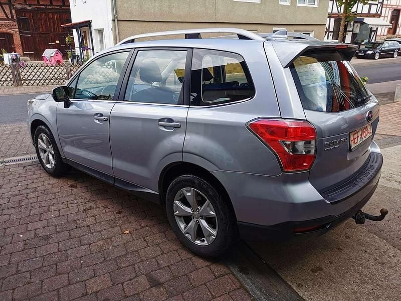 Gebraucht Subaru Forester Exclusive+ 147 PS (108 kW) 2015 Silber SUV