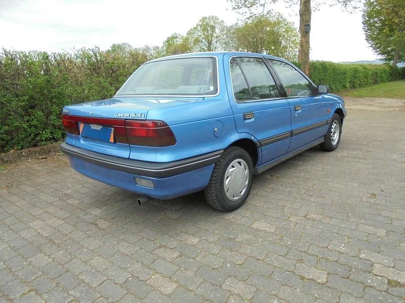 Gebraucht Mitsubishi Lancer 90 PS (66 kW) 1991 Blau Limousine