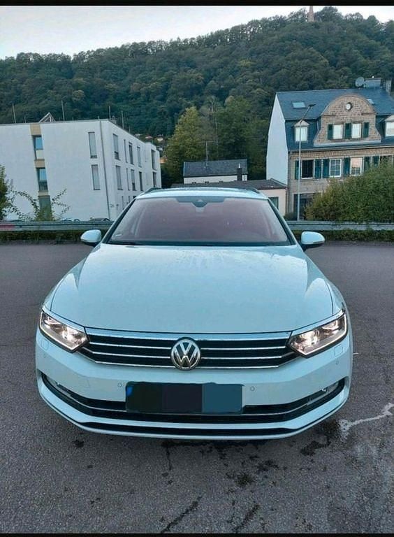Gebraucht VW Passat Highline 190 PS (139 kW) 2016 Weiß Limousine