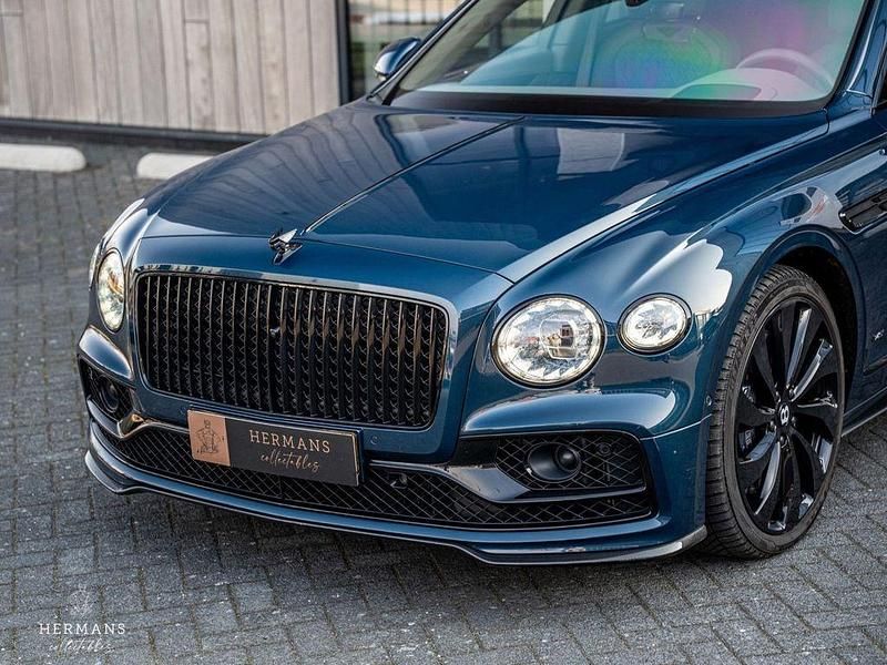 Gebraucht Bentley Flying Spur Mulliner 551 PS (405 kW) 2021 Blau Limousine