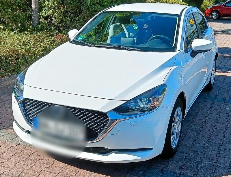 Weiß Gebraucht 2021 Mazda 2 Kleinwagen | 12.000 € (Guter Preis) - Bild 1/4