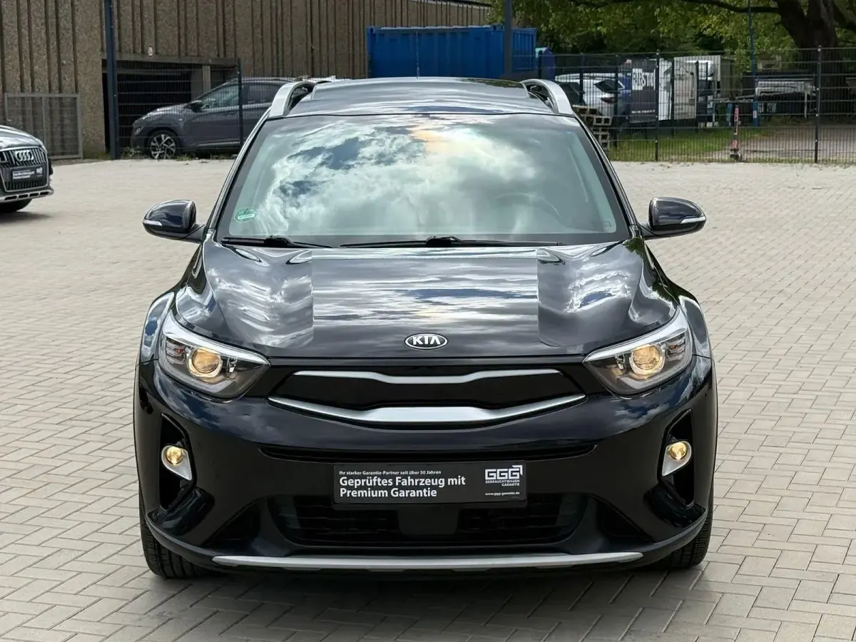 Gebraucht Kia Stonic Platinum Edition 120 PS (88 kW) 2018 Schwarz SUV