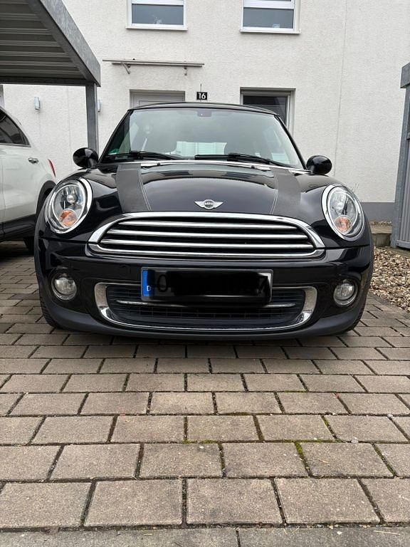 Gebraucht Mini Cooper 122 PS (89 kW) 2013 Schwarz Kleinwagen