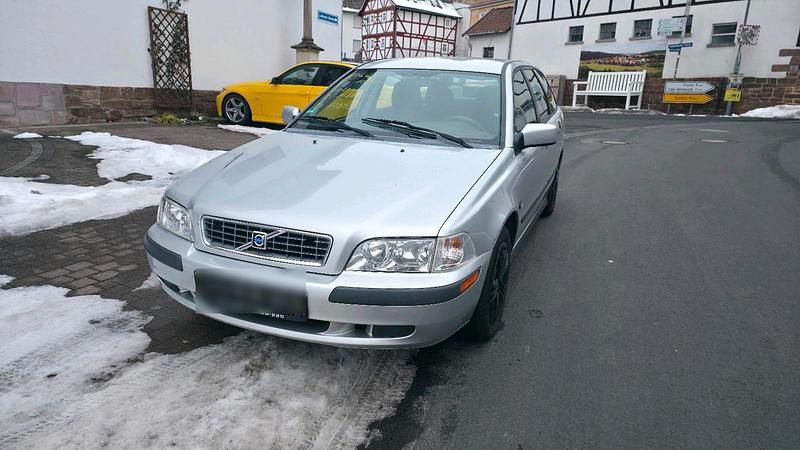 Gebraucht Volvo V40 115 PS (84 kW) 2004 Grau Limousine