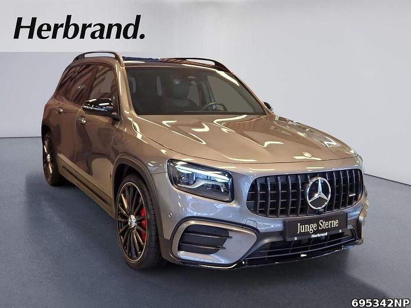 Gebraucht Mercedes GLB35 AMG 306 PS (225 kW) 2024 Metalliclack mountaingrau SUV