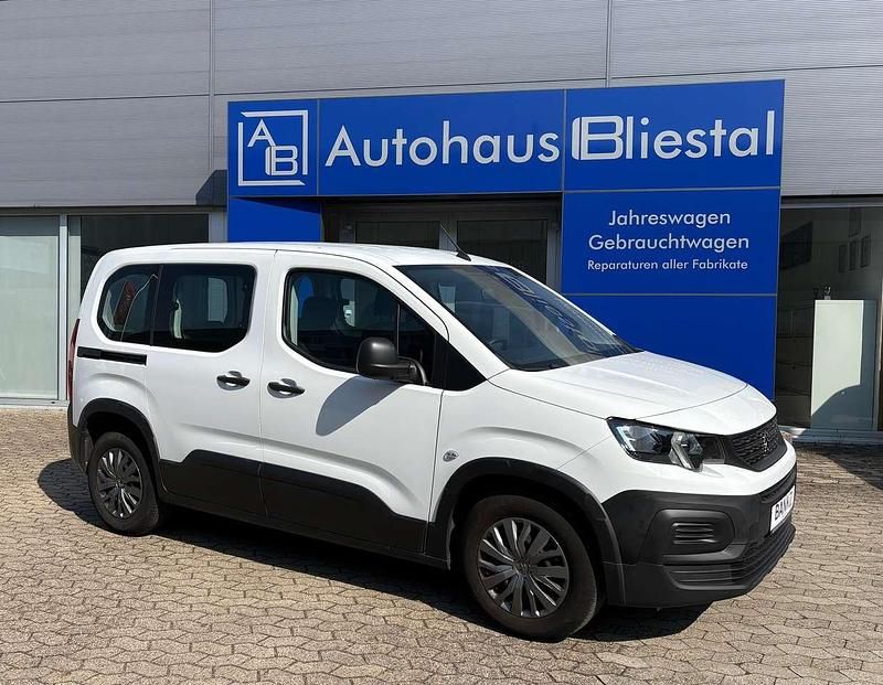 Gebraucht Peugeot Rifter Active 110 PS (80 kW) 2022 Lackierung weiss Van / Kleinbus