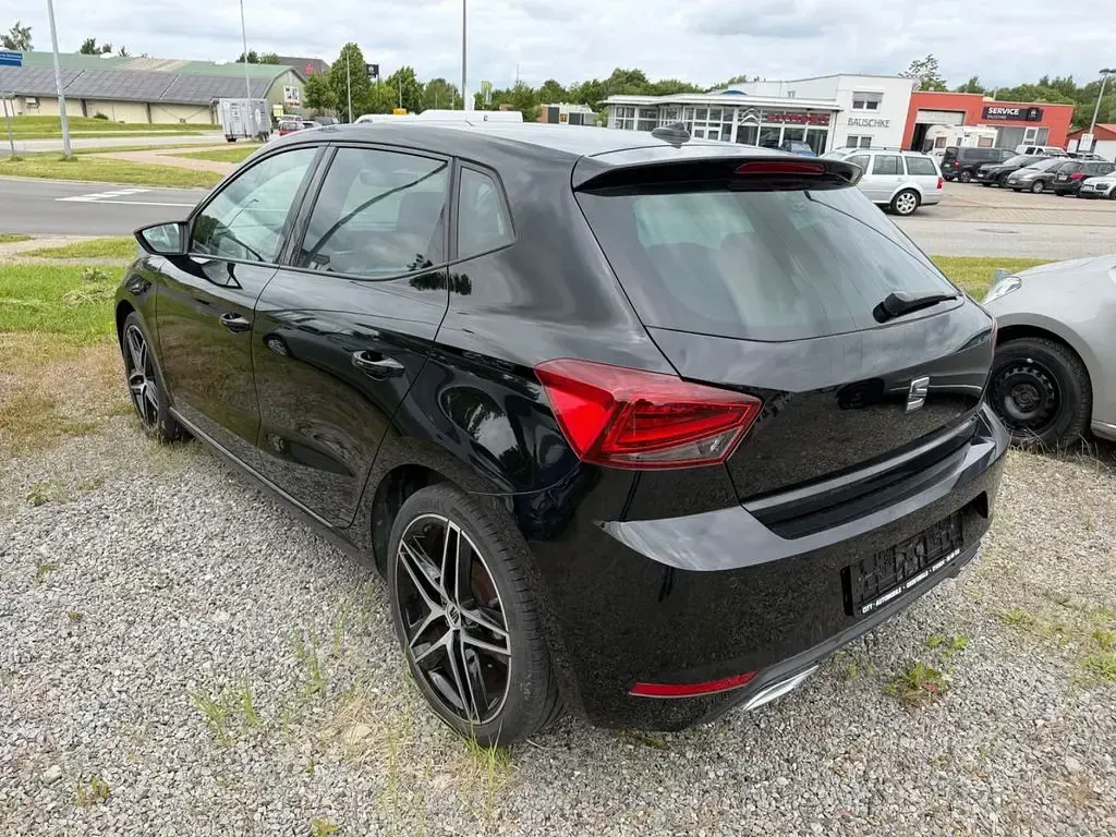Gebraucht Seat Ibiza FR 110 PS (80 kW) 2022 Schwarz Kleinwagen