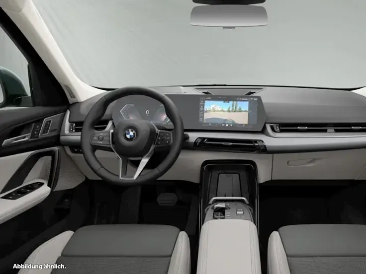 Gebraucht BMW X1 Sport Line 163 PS (119 kW) 2025 Cape york grün metallic SUV