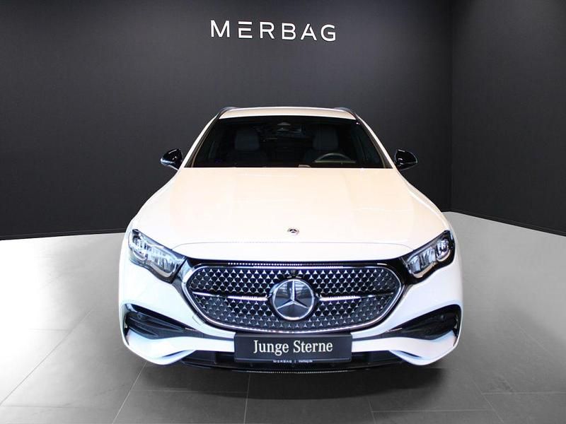 Gebraucht Mercedes E300 AMG 313 PS (230 kW) 2025 Unilack polarweiß Kombi